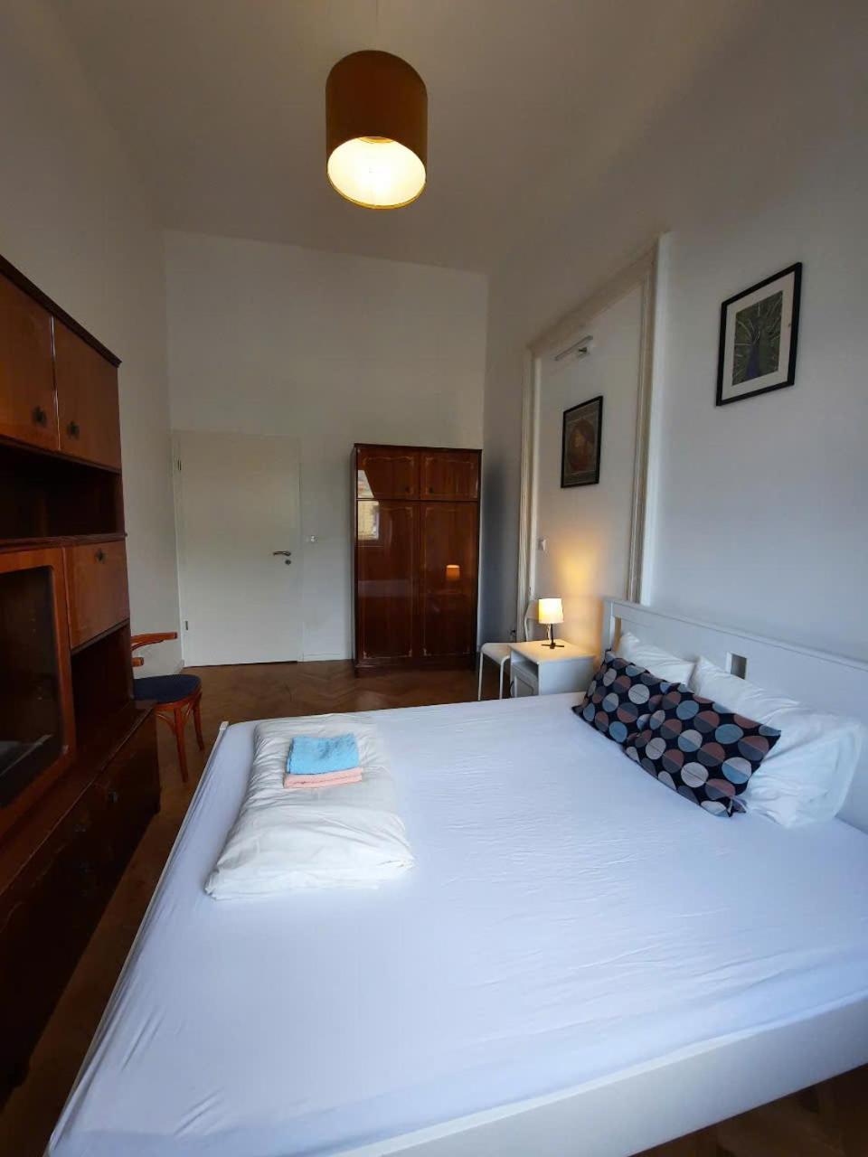 Kerepesi City Apartment Budapest Esterno foto