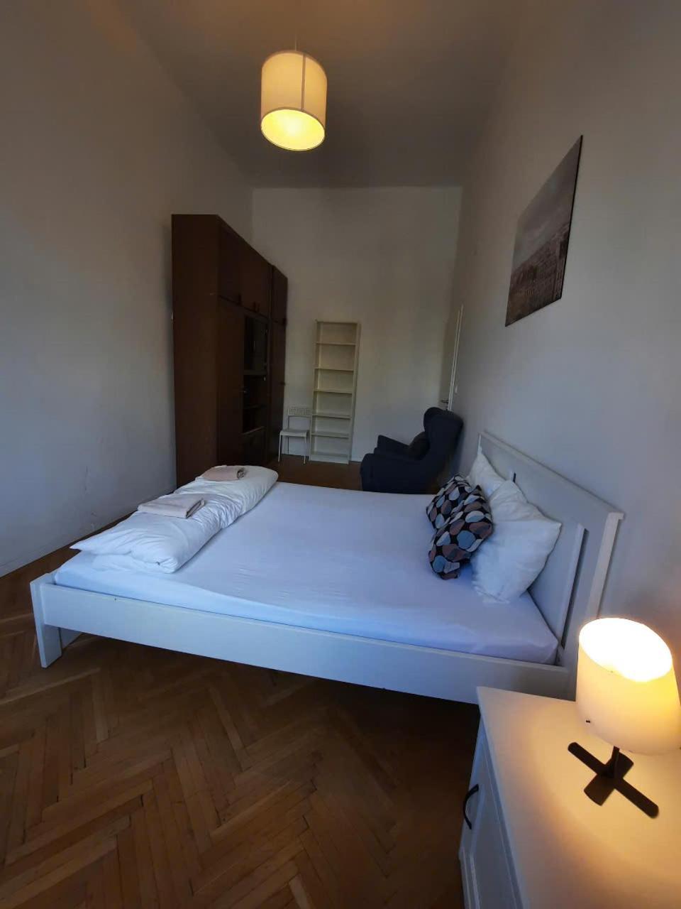 Kerepesi City Apartment Budapest Esterno foto